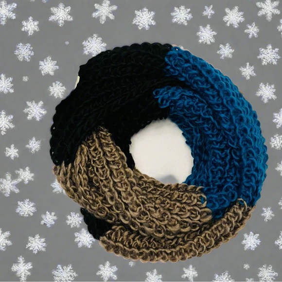 NEW Winter Knit Infinity Scarf Black Tan Blue Striped Scarf - Picture 2 of 6